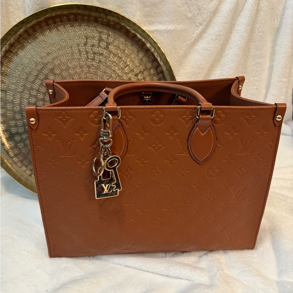 Louis Vuitton OTG camel Empriente